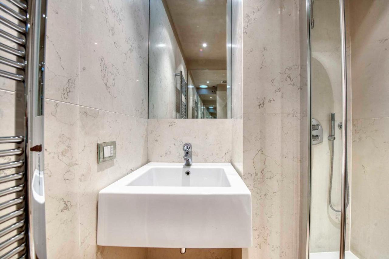 Apartmentsarena - Suite Mercatorum - Piazza Erbe Verona Eksteriør billede